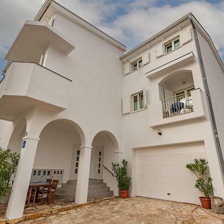 Haus Toni Lejlighed Ražanac Eksteriør billede